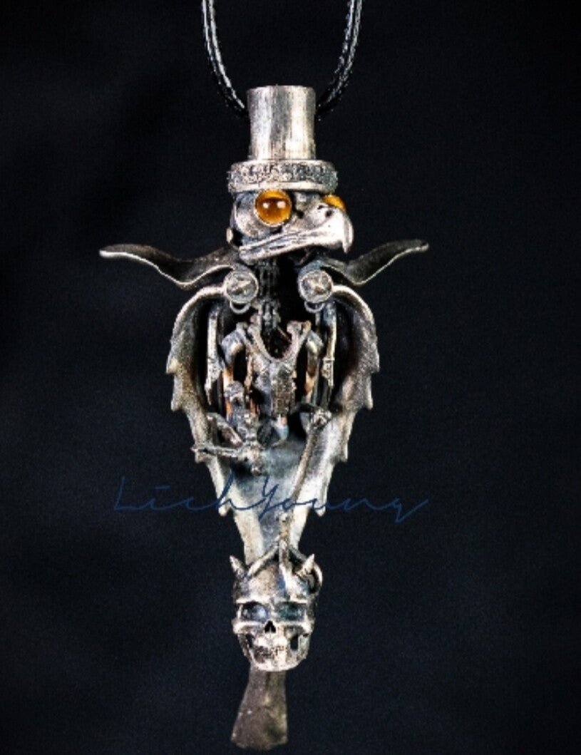 Duke Skull Owl Pendant