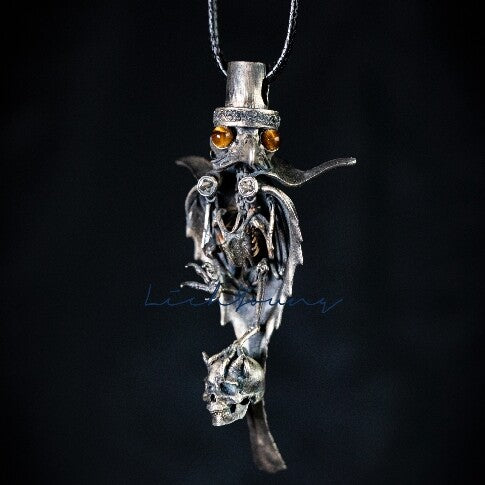 Duke Skull Owl Pendant